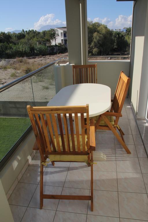 Holiday Luxury Villas Kalamaki (Heraklion) Exterior foto