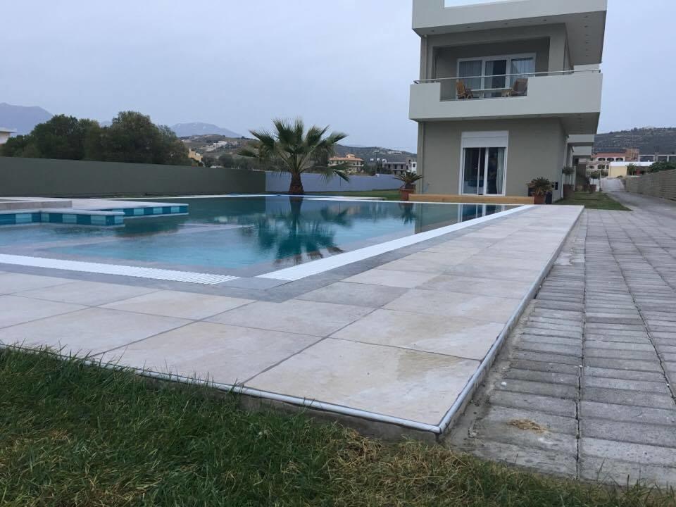 Holiday Luxury Villas Kalamaki (Heraklion) Exterior foto